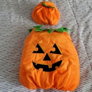 Dog Pumpkin Costume NWOT